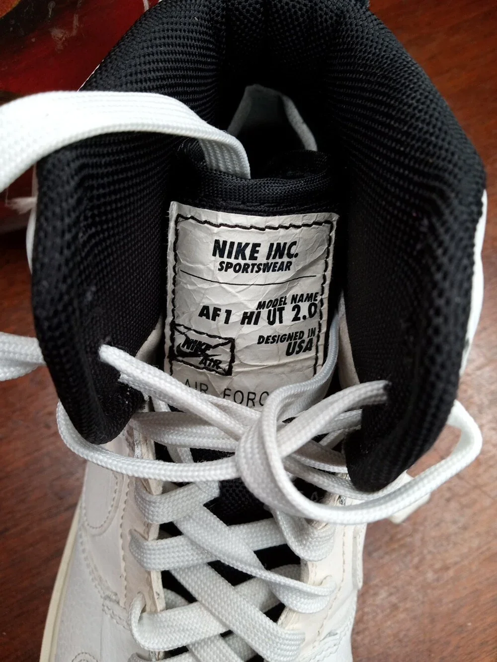 Air Force 1 HI UT 2.0 Women's Size 9 Summit White/Sail-Black DC3584-100